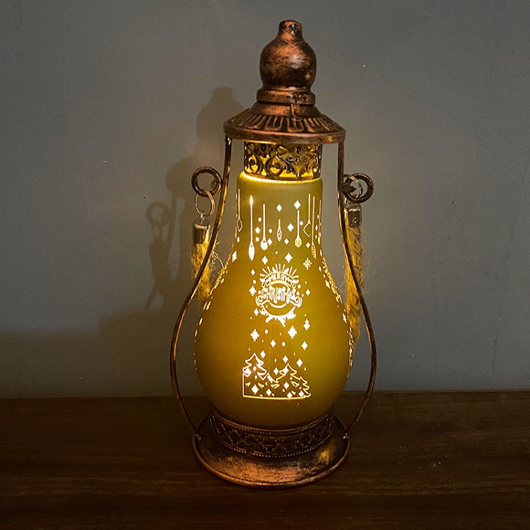 Cross border new product 2020 Christmas decoration LED oil lamp Hotel family Christmas decorations crafts furnishings